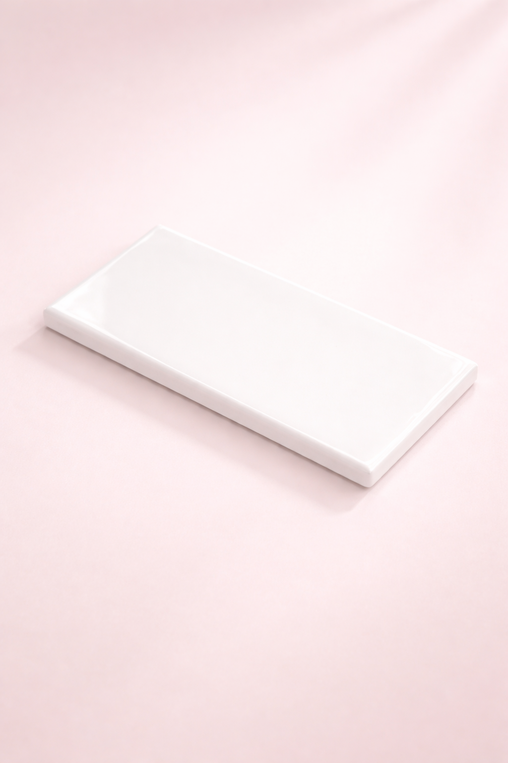 Lash Tile